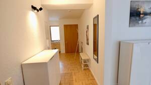 * Wunderschöne 2-Zi-Wohnung mit Balkon * Top möbliert * Nähe Marienplatz * – 70199 Stuttgart – Vorschaubild 9