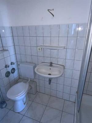 Mehrfamilienhaus in zentraler Lage Hemelingen mit 7 Einheiten und sofortigem Mietsteigerungspotenzial – 28309 Bremen – Vorschaubild 6