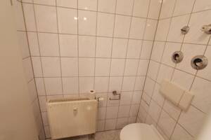 Vermietetes 1-Zimmer-Apartment mit Südbalkon und Duplex-Stellplatz in Fürth – 90763 Fürth – Vorschaubild 7