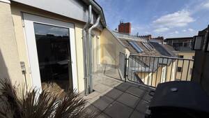 LICHTDURCHFLUTET, SOFORT BEZUGSFREI MIT TERRASSE – 10559 Berlin – Vorschaubild 5