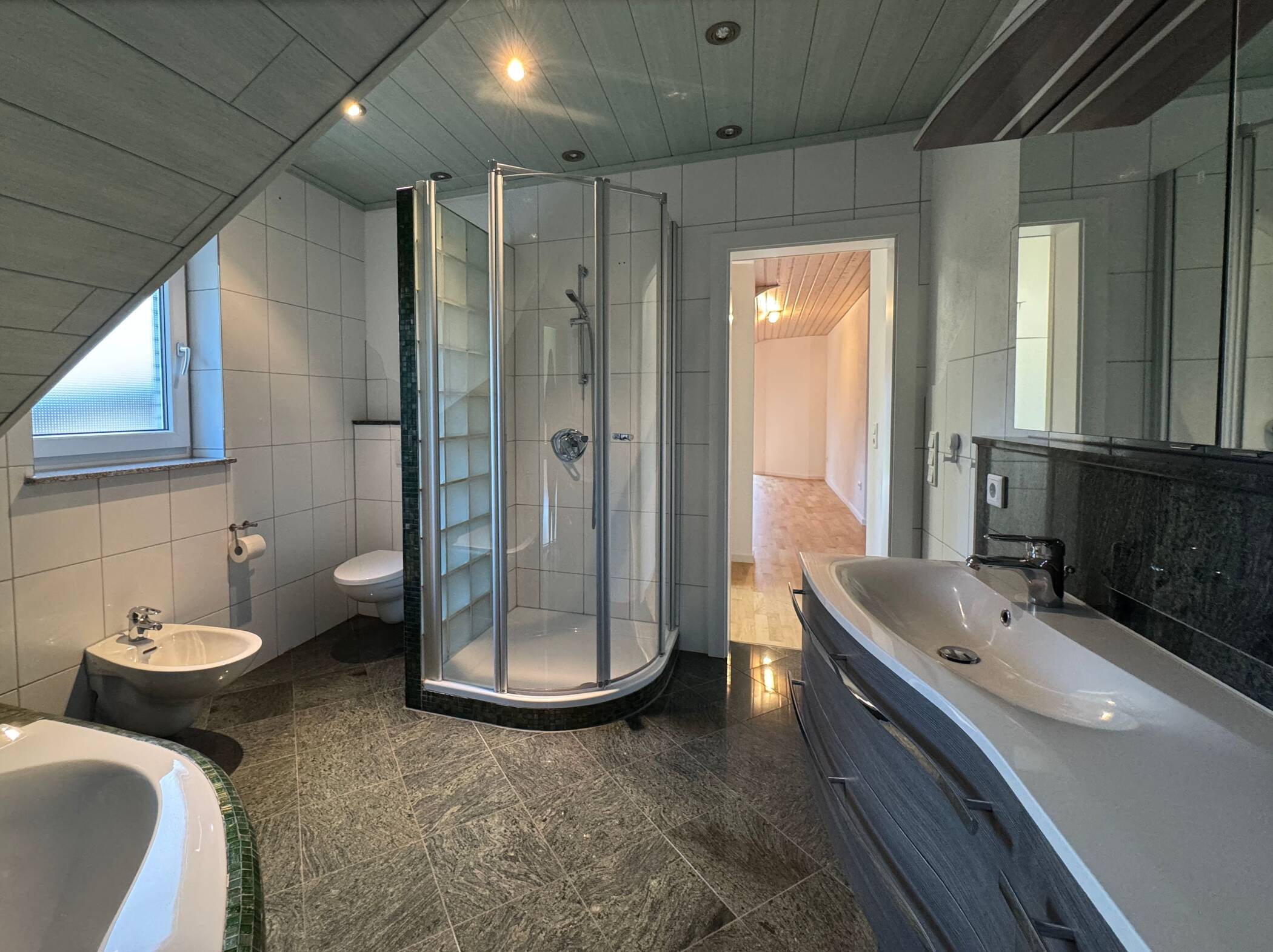 Exklusives EFH mit Sauna, Garage & Garten – Neckarzimmern – Vorschaubild 9
