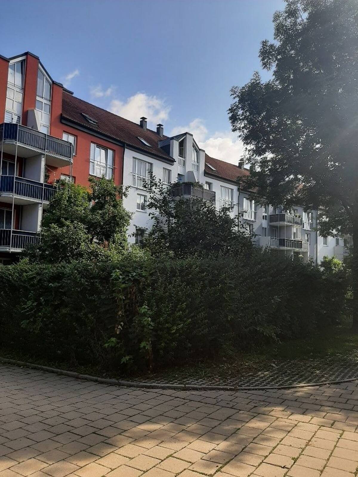 Helle 3-Zimmer-Wohnung mit durchdachtem Grundriss – 93051 Regensburg – Bild 1 von 5