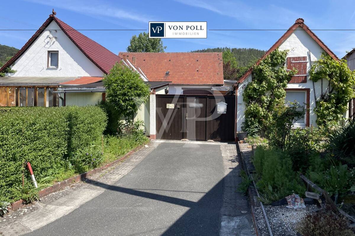 Ihr Rückzugsort im Grünen - Einfamilienhaus mit Nebengelass und viel Raum für Ideen – 7751 Jena – Bild 1 von 6