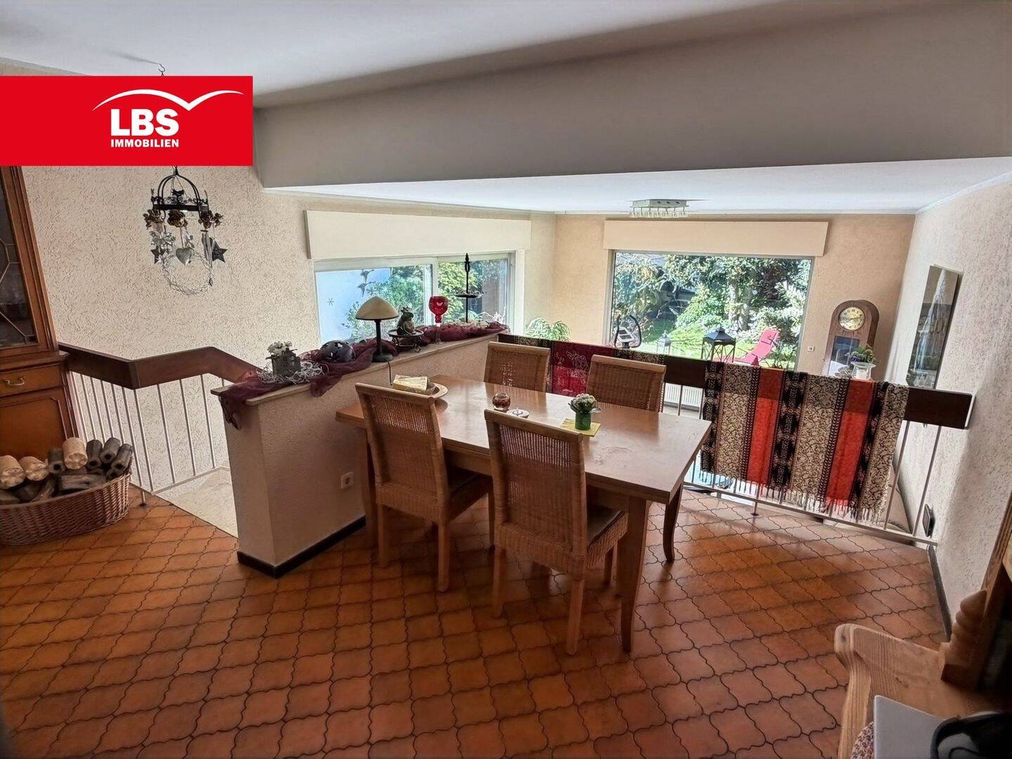 Heller Bungalow mit gepflegtem Garten und Wohlfühlcharakter – Leverkusen – Vorschaubild 5