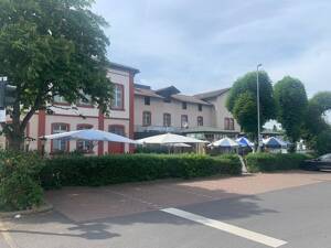 Würzburg: Denkmalschutz-Mehrfamilienhaus inklusive Baugenehmigung für die Sanierung – 97082 Würzburg – Vorschaubild 2