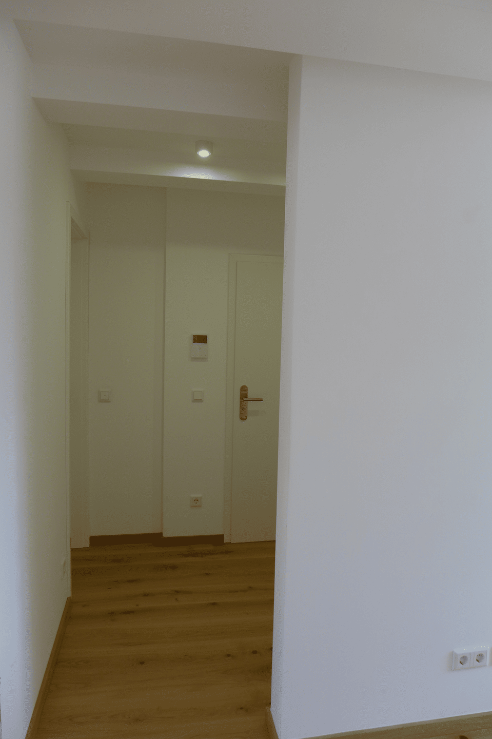 **Moderne Dachgeschosswohnung mit Charme in zentraler Lage von Nürnberg** – Nürnberg – Vorschaubild 4