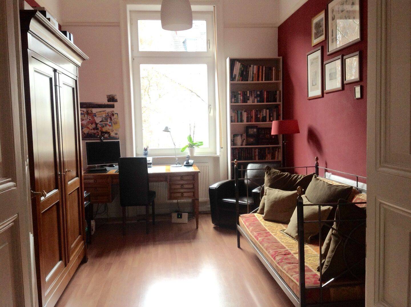 Von PRIVAT: Helle Jugendstilwohnung im Dichterviertel Wiesbaden, fußläufig zu Hbf & Einkaufszentrum – Wiesbaden – Vorschaubild 9