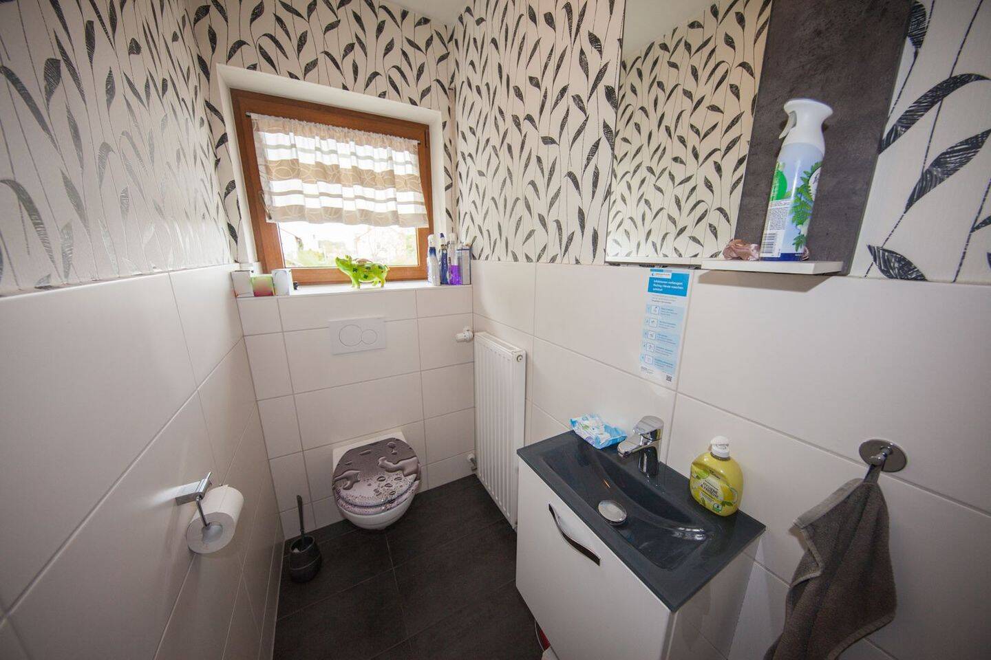 3-Familienhaus fortlaufend renoviert, ideal für Selbstnutzer oder Investoren! – Meeder – Vorschaubild 7