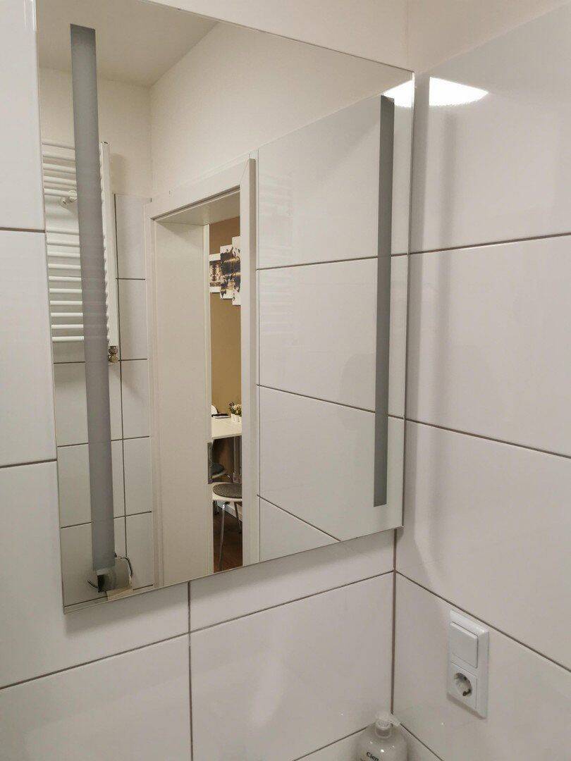 Delux Apartment Erstbezug in Stadtzentrum alles inkl. mit Balkon – Düsseldorf – Vorschaubild 5