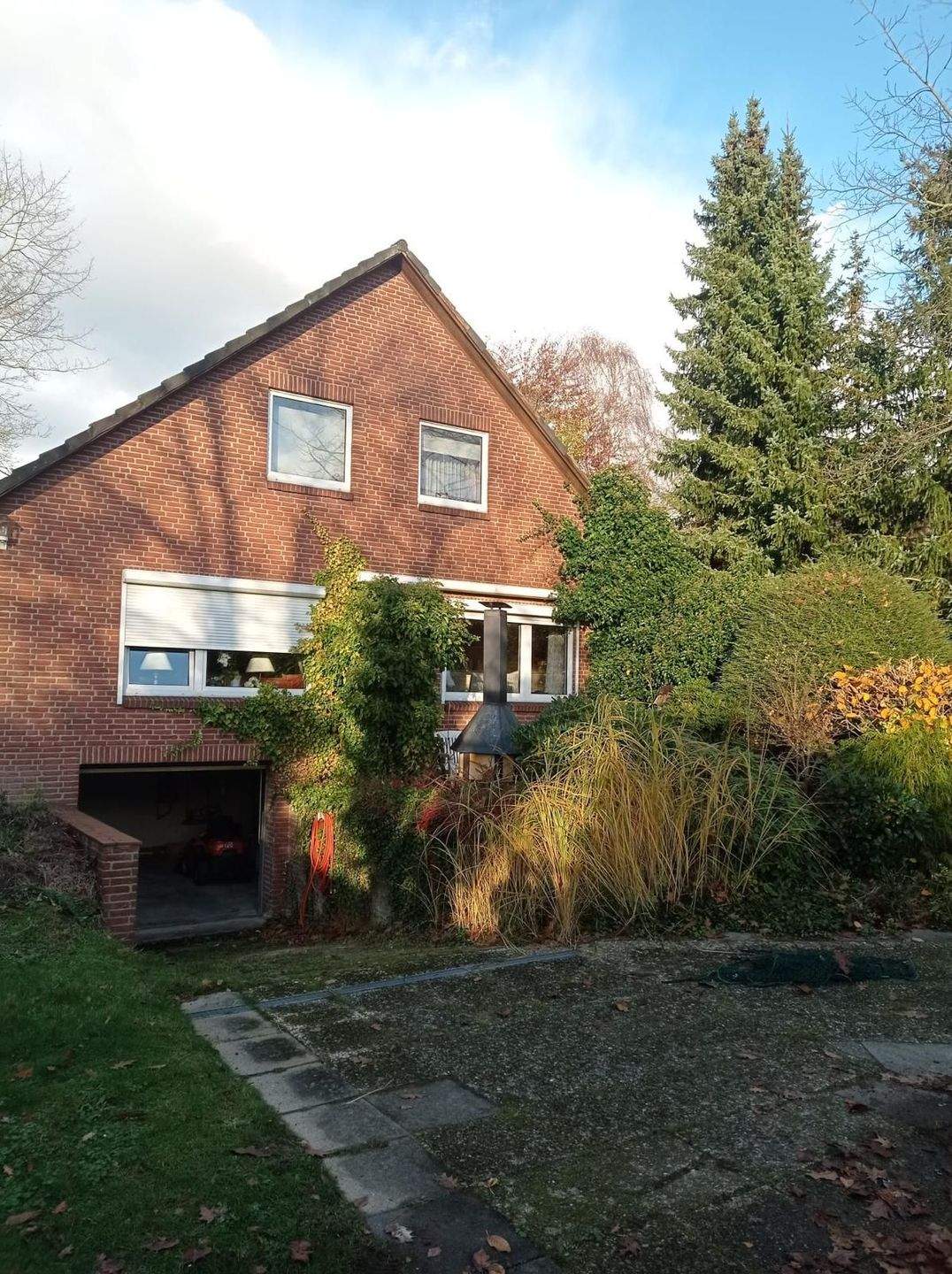 Gepflegtes 5,5 Zimmer Einfamilienhaus mit schönem Grundstück und Garage in Lehmsal-Mellingsstedt zu verkaufen!!! – Hamburg – Bild 1 von 8