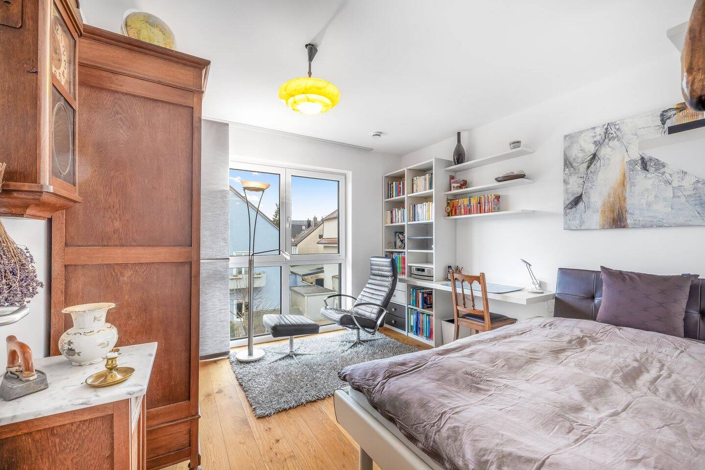 Neuwertige 3-Zimmer-Wohnung mit PV-Anlage, Wärmepumpe und sonnigem Balkon – München – Vorschaubild 3