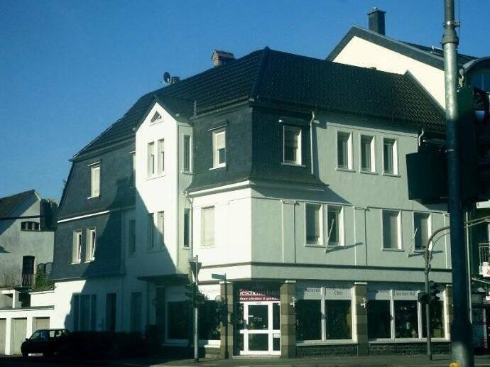 unrenovierte 2 Zimmerwohnung im Zentrum von Dieringhausen