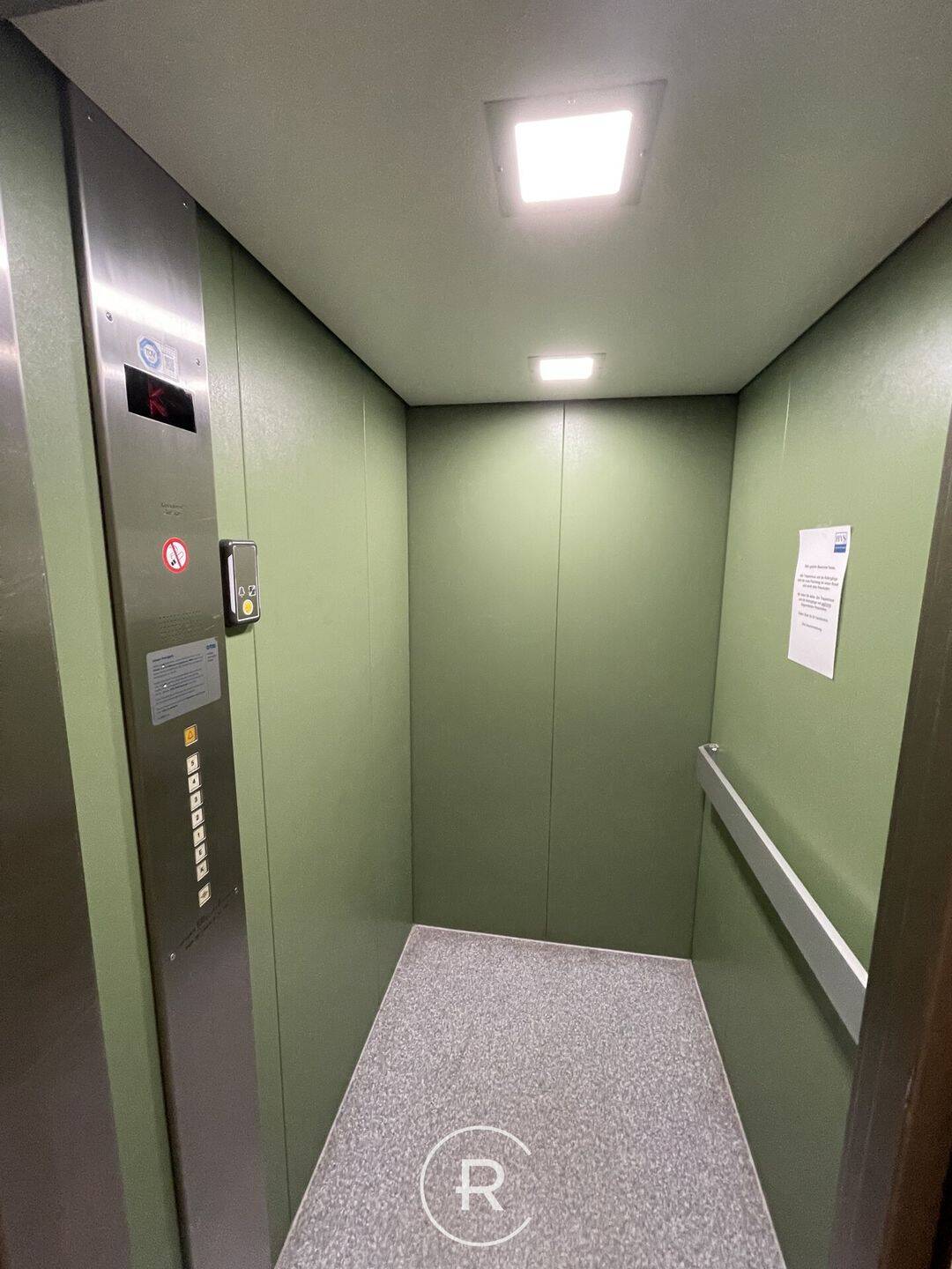 Helle 2-Zimmer-Wohnung mit Balkon & Aufzug in begehrter Nordstadtlage – Nürnberg – Vorschaubild 9