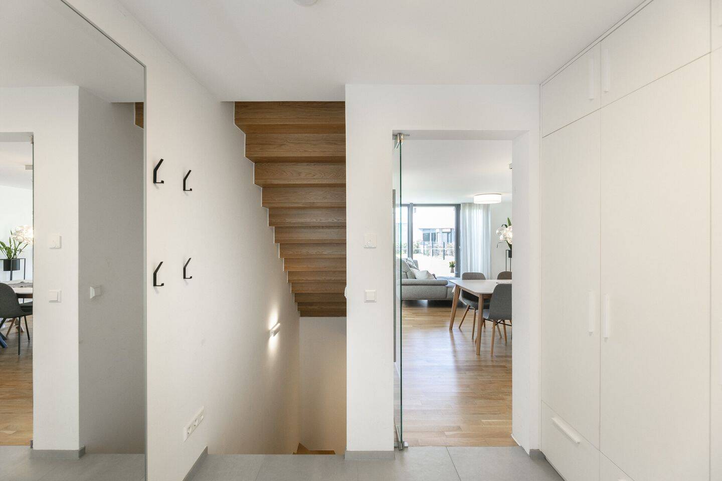 Design, Komfort und Exklusivität vereint Hochwertiges EFH mit architektonischem Anspruch – Oberdischingen – Vorschaubild 6
