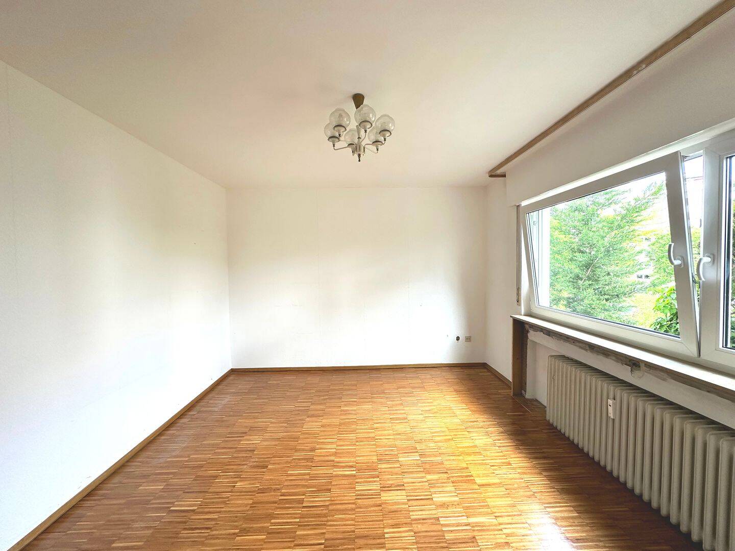 Großzügige 2-3 Zimmer Wohnung mit Garten in Stuttgart-Botnang mit Renovierungsbedarf – Stuttgart – Vorschaubild 5