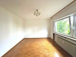Großzügige 2-3 Zimmer Wohnung mit Garten in Stuttgart-Botnang mit Renovierungsbedarf – 70195 Stuttgart – Vorschaubild 5