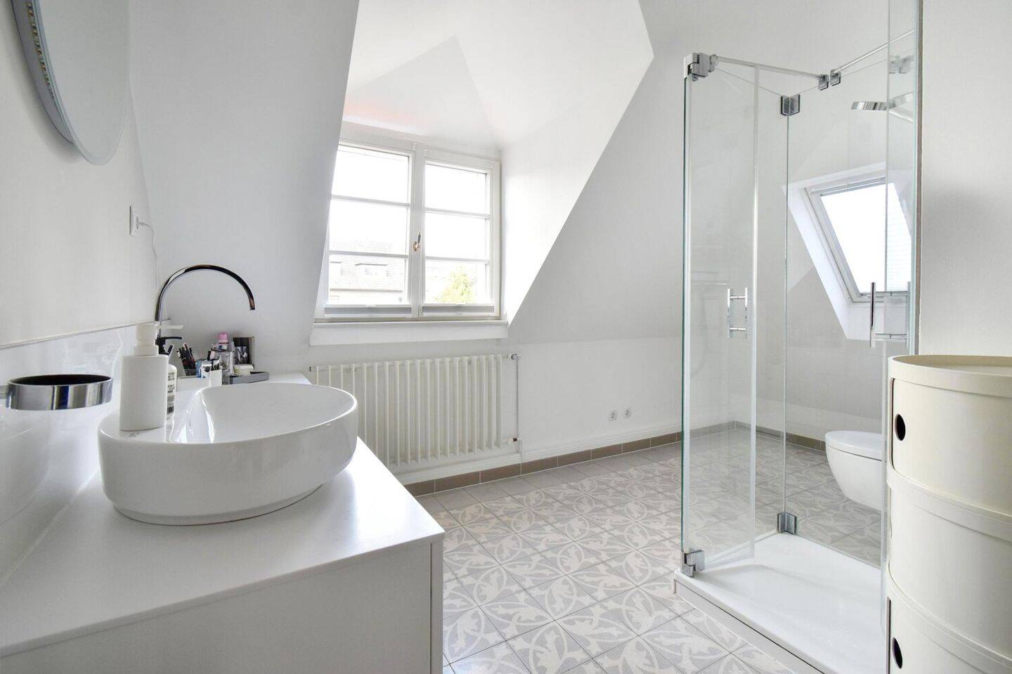 Wohnen kann so schön sein! Schicke Dachgeschosswohnung in Top-Lage – Essen – Vorschaubild 8