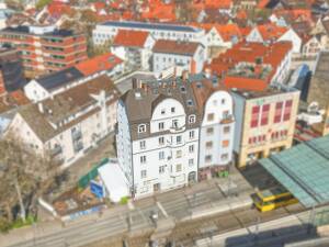 8-Zimmer-Wohnung mit Dachterrasse - Ideale WG-Kapitalanlage in zentraler Lage von Bad Cannstatt