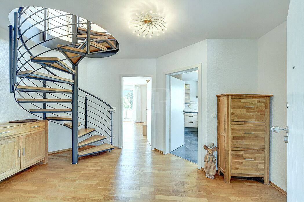 4,5 Zimmer Maisonette mit sonnigem BLK, Garage in ruhiger Lage – Duisburg – Vorschaubild 5