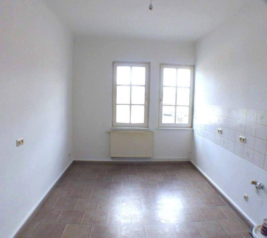 BESICHTIGUNGSTERMIN BITTE TELEFONISCH VEREINBAREN - 3 Raumwohnung im 1.OG mit Stellplatz in gepflegten Mehrfamilienhaus – Gotha – Vorschaubild 4