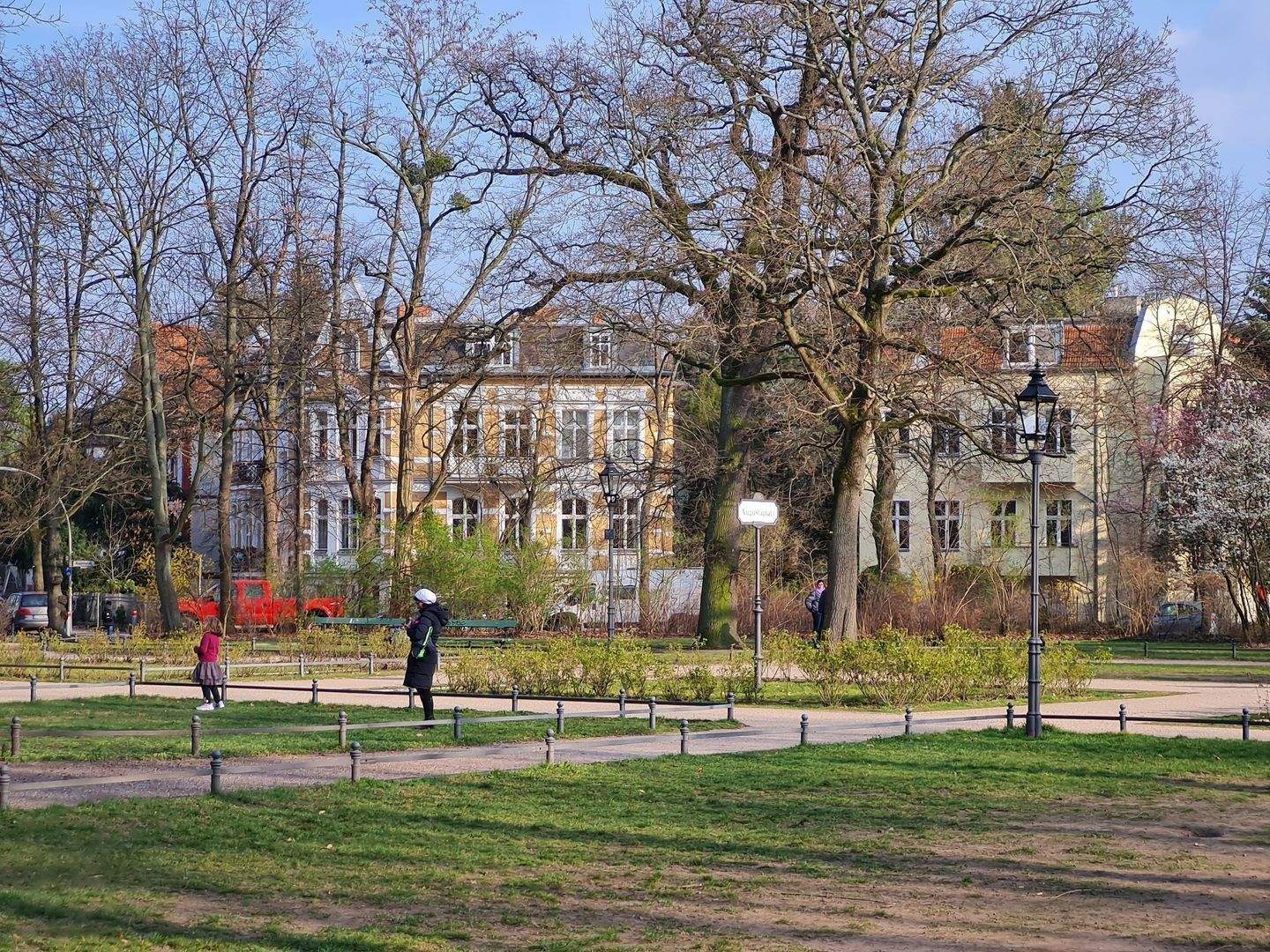 NEUBAU-Wohnung in einer Villa in Lichterfelde West*West-Loggia*Lift*Top Ausstattung – Berlin – Vorschaubild 5