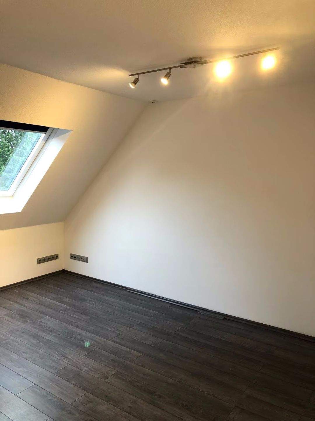 ETW GE Schalke 3,5 Zimmer DG Möntingplatz 2, am Park, Frei !!! – Gelsenkirchen – Vorschaubild 5