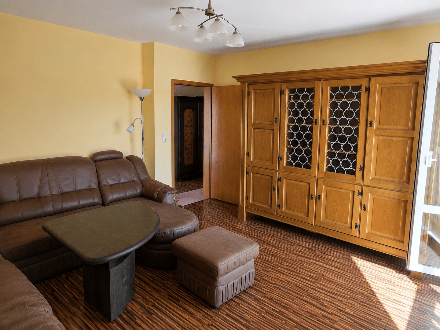 Einladende 4-Zimmer-Wohnung in ruhiger Lage von Hessisch Oldendorf - Ihr neues Wohlfühl-Zuhause! – Hessisch Oldendorf – Bild 1 von 9