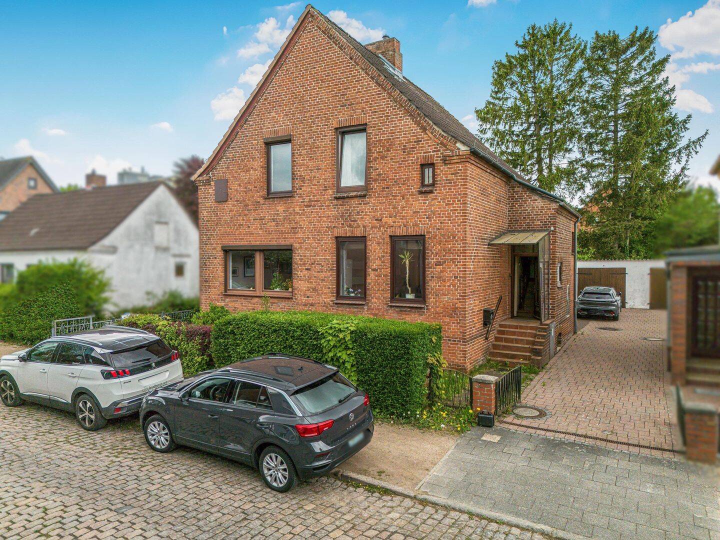 Doppelhaushälfte in Kiel-Ellerbek mit vielen Gestaltungsmöglichkeiten