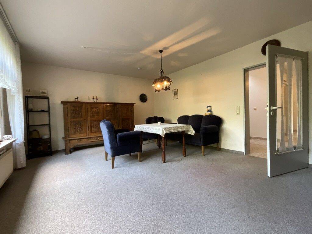 Junges Einfamilienhaus in zentraler Lage von Varel – Varel – Vorschaubild 3