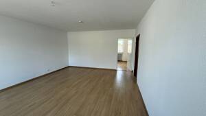 Renovierte 3-Zimmer-Wohnung mit Balkon und TG-Stellplatz – 47198 Duisburg – Vorschaubild 5