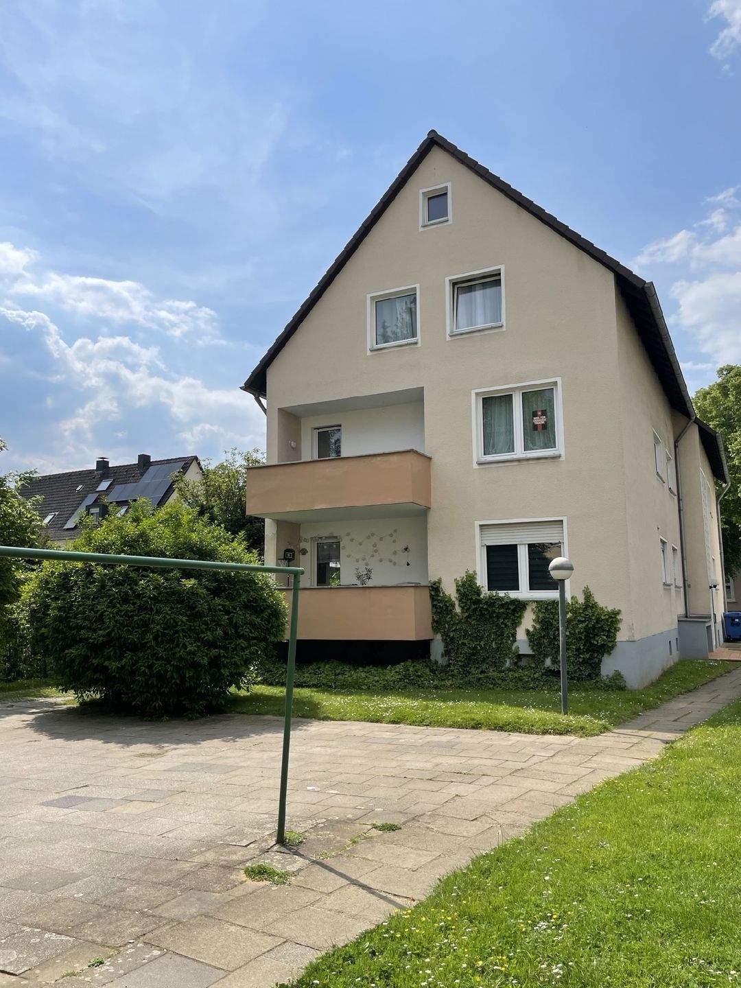 Rarität: vermietete 4-Zimmer-Wohnung mit Balkon und Einzelgarage – Leverkusen – Vorschaubild 3