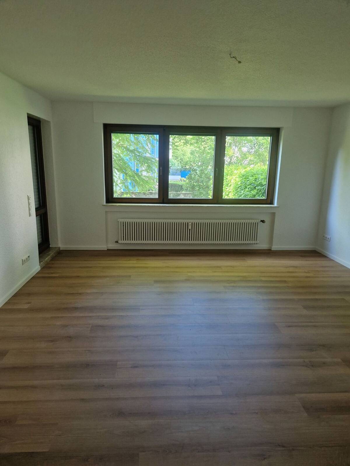 Schöne renovierte 3-ZKB mit Terrasse (EG) im Maarviertel – 54292 Trier – Bild 1 von 9