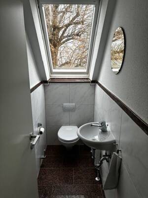 Exklusive 3,5-Zi.-Wohnung mit Gartennutzung in schöner Lage in Degerloch – 70597 Stuttgart – Vorschaubild 7