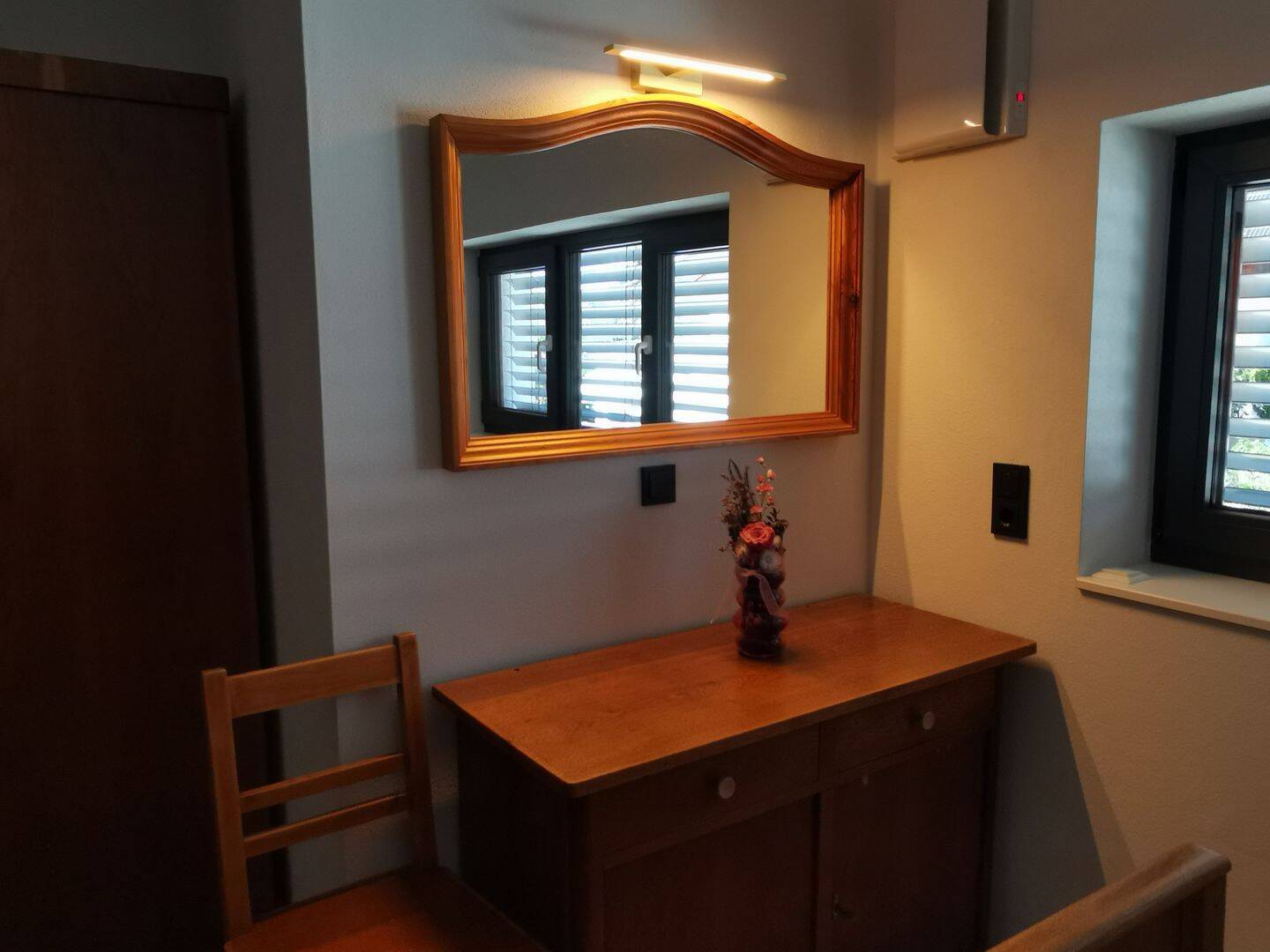 Stilvolles Neubau-Apartment, 2 Zi.,. Ko.Ni, Bad, 40 m², möbliert – Ingolstadt – Vorschaubild 7