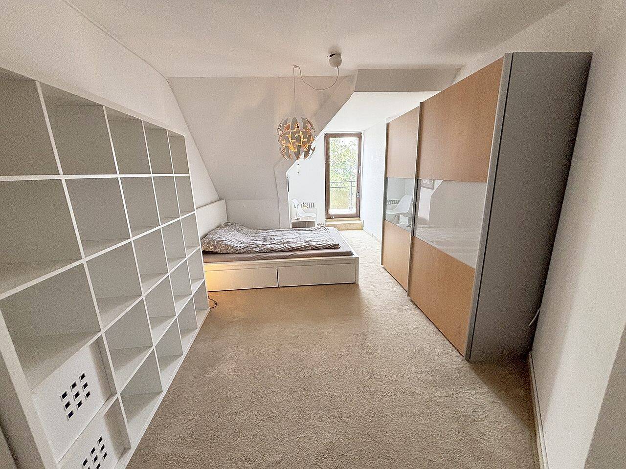 Modern eingerichtete Maisonette-Wohnung mit Balkon in Sülz Toplage – Köln – Vorschaubild 4