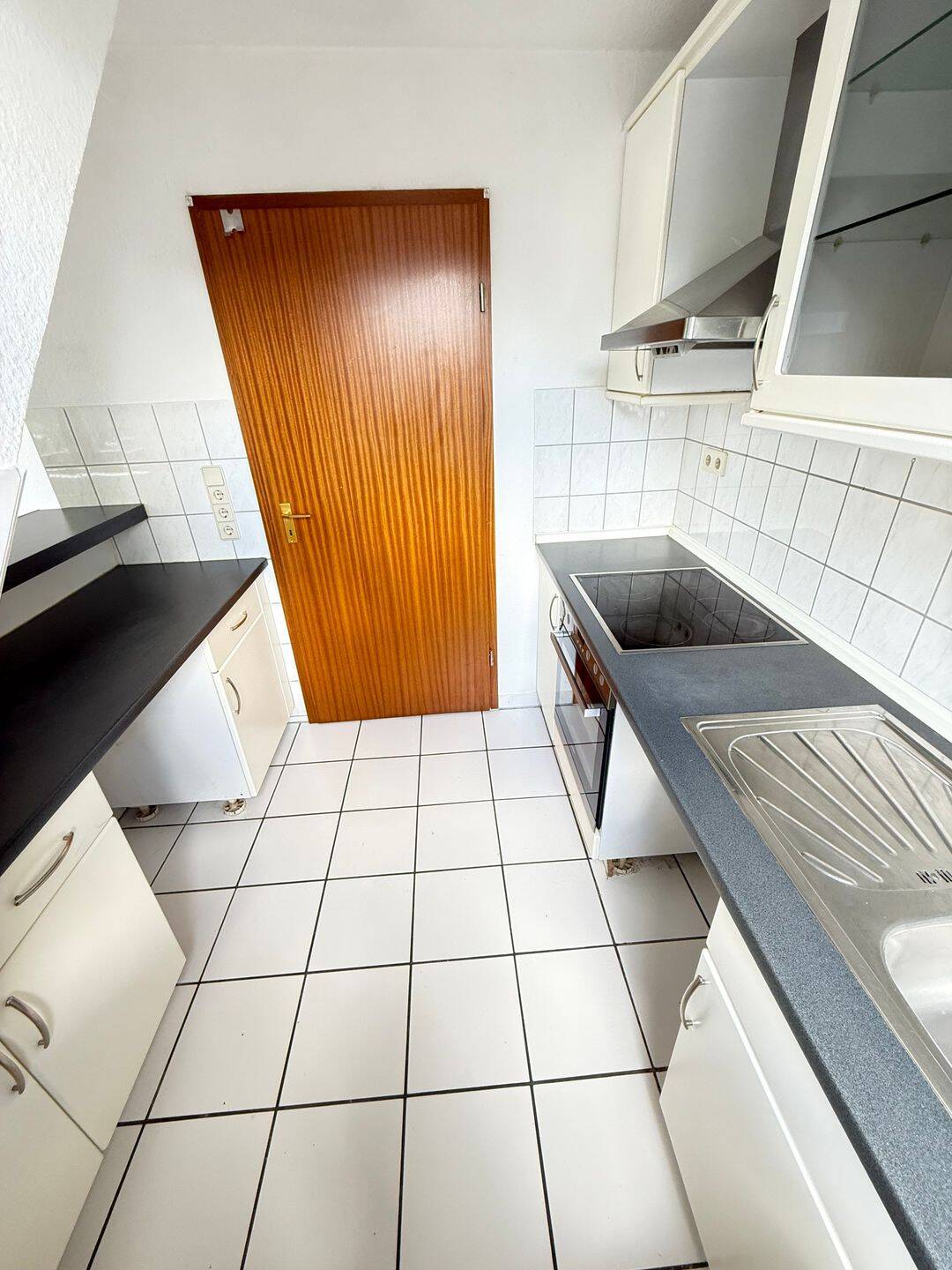 Wohnen auf zwei Ebenen: Schicke 3-Zimmer-Maisonette-Wohnung mit TG Platz in Hamburg-Bramfeld – Hamburg – Vorschaubild 6