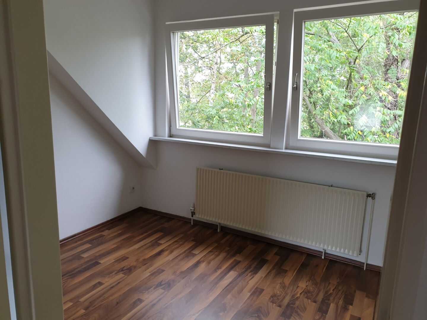 Schönes Reihenendhaus mit Garten in guter Lage. – Bremen – Vorschaubild 9