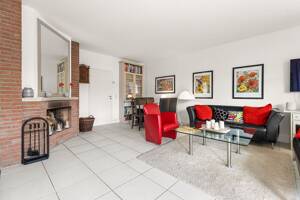 Gepflegte 3-Zimmer Wohnung im Grindelviertel - Mit Fahrstuhl, Südbalkon und Tiefgaragenstellplatz – 20146 Hamburg – Vorschaubild 5