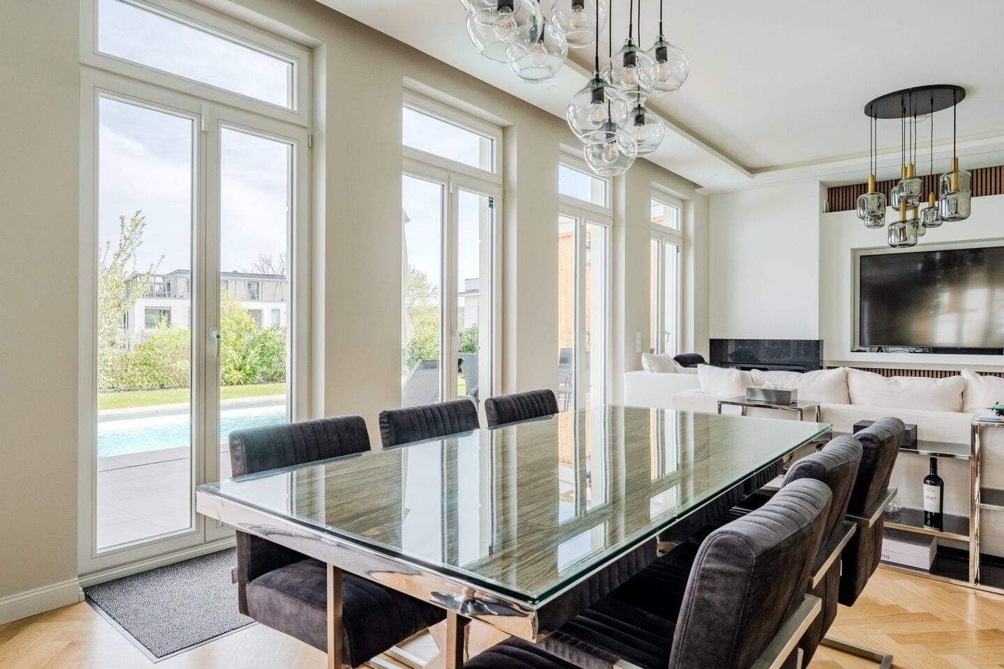 Luxurious pool villa with wellness area on Jungfernsee – Potsdam – Vorschaubild 7