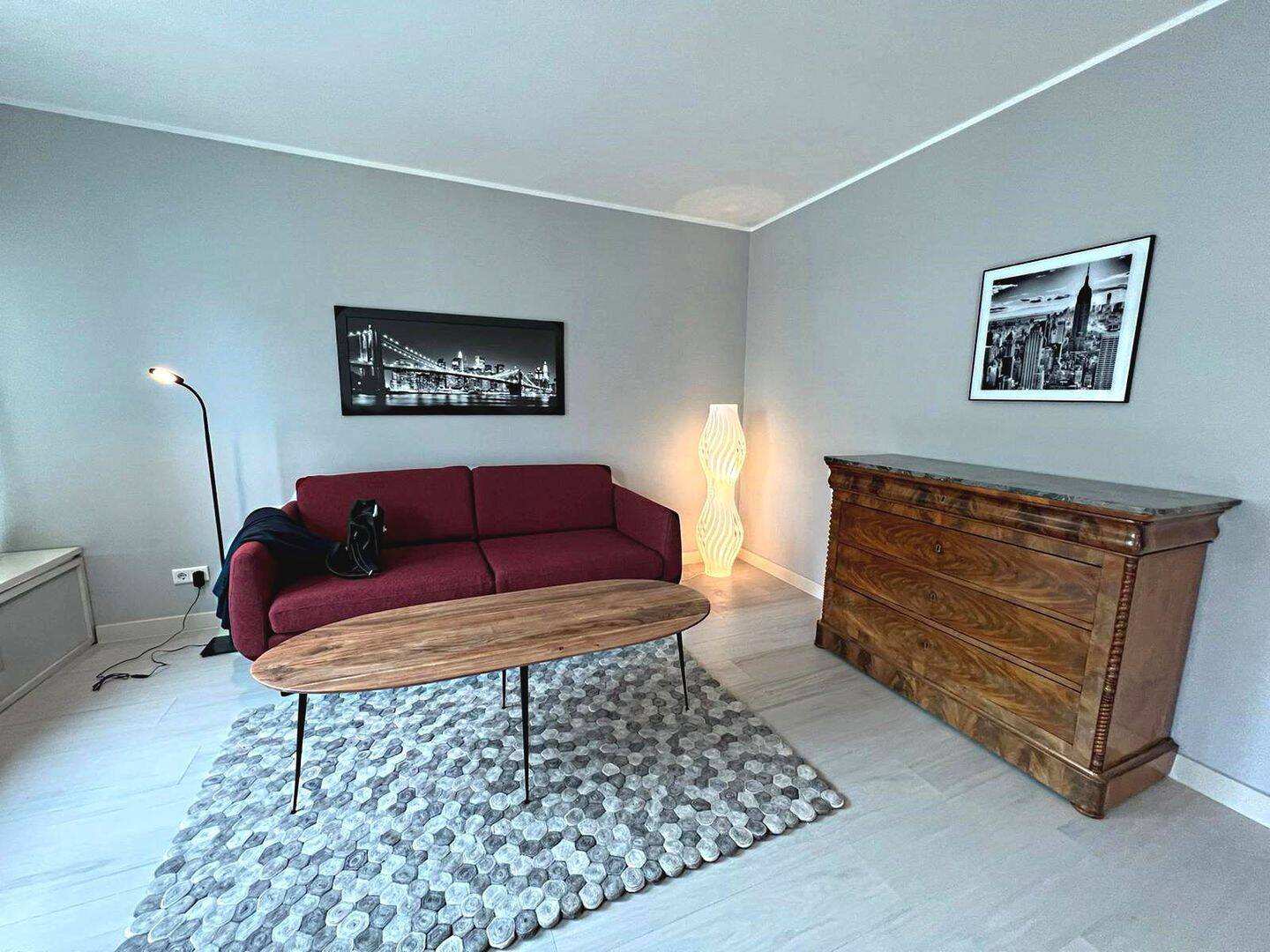 Gediegene 2,5 Zimmer Wohnung mit Garage im Haus in bester Lage in Düsseltal! – Düsseldorf – Vorschaubild 5