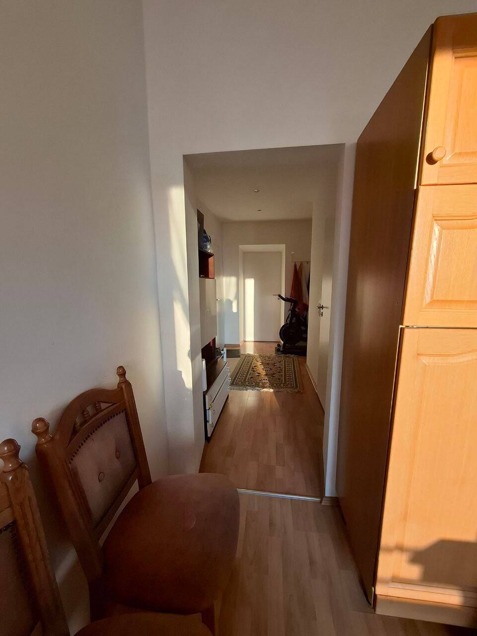 Helle möblierte 1-Zimmer-Wohnung mit Balkon in Aachen – kurzfristige Untermiete