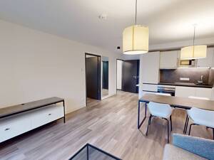 URBAN BASE: Vollmöbliertes 2-Zimmer-Apartment mit EBK, BALKON, ALL-IN-MIETE, UVM. im Wiesbadener Stadtzentrum – 65189 Wiesbaden – Vorschaubild 4