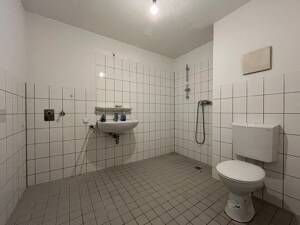 Attraktiv! Günstig geschnittene 2-Zimmer-Wohnung in Seniorenwohnanlage! – 45326 Essen – Vorschaubild 6