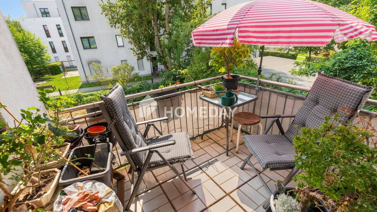 Attraktive Zwei-Zimmer-Wohnung unweit des Müggelsees mit sonnigem Balkon und Tiefgarage – 12587 Berlin – Bild 1 von 9
