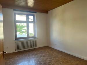 Großzügige 3,5-Raum Wohnung mit Einbauküche und Balkon in Duisburg-Dellviertel – 47051 Duisburg – Vorschaubild 4
