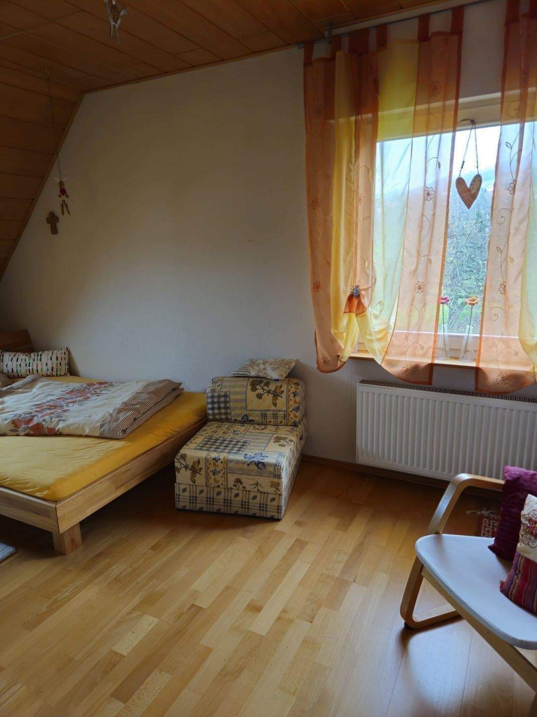 LAUF: TOP-Objekt: charmantes, großzügiges, gepflegtes Ein- / Zwei-Familienhaus in toller, ruhiger Wohnlage von Lauf – Achern – Vorschaubild 8