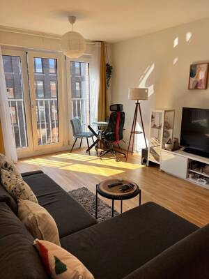 Lichtdurchflutete Wohlfühloase 2-Zimmer-Wohnung mit Balkon im Ostend – 60314 Frankfurt am Main – Vorschaubild 4
