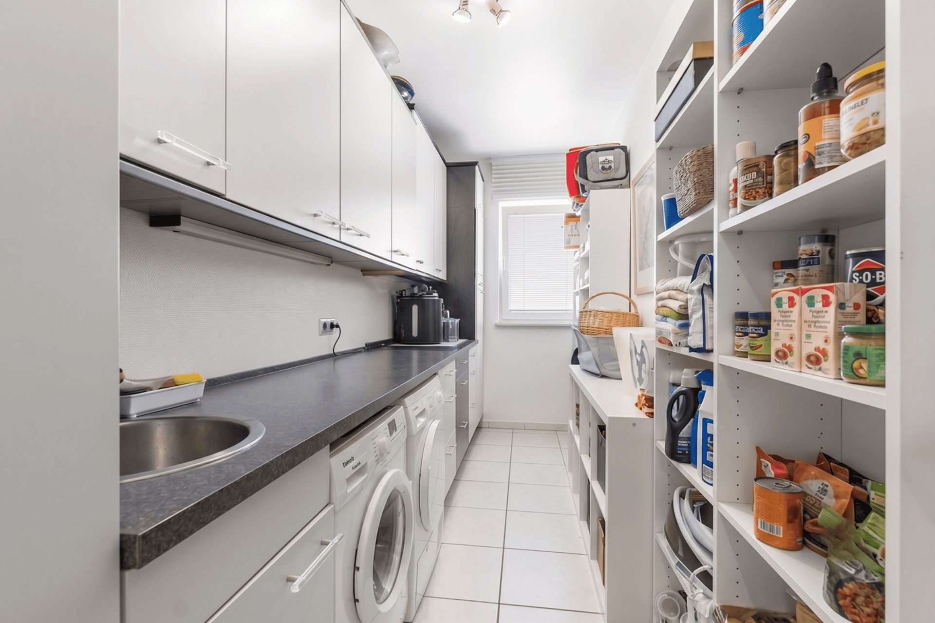 Etagenwohnung in 50668 Köln mit 182 m² kaufen