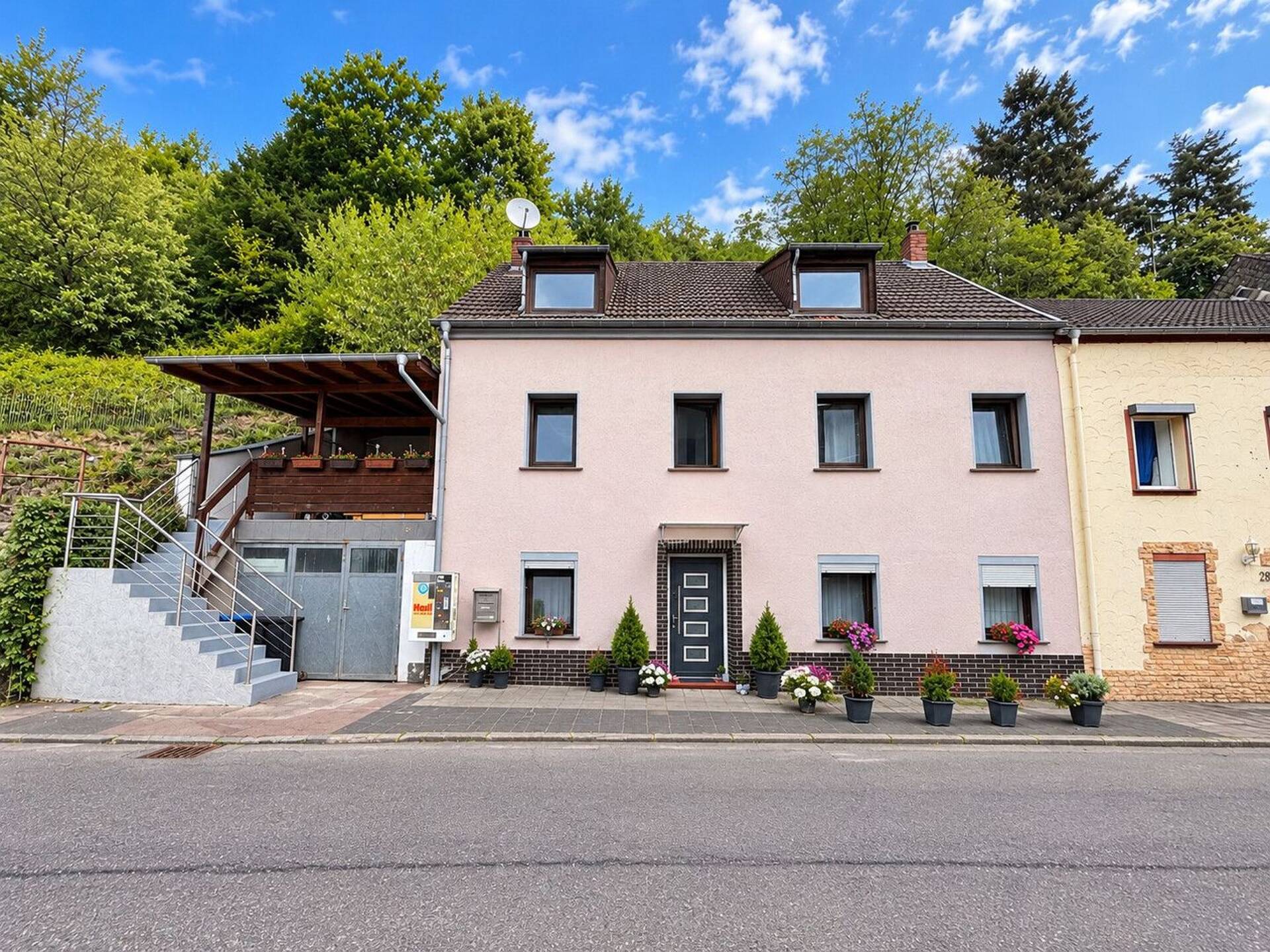 Mehrfamilienhaus in 54439 Saarburg mit 165 m² kaufen