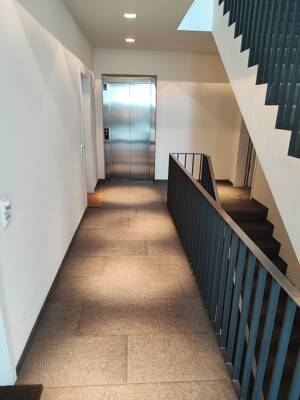 MODERNE ARCHITEKTUR TRIFFT AUF EXKLUSIVE AUSSTATTUNG, mit Garten, Terrassen – 50858 Köln – Vorschaubild 3